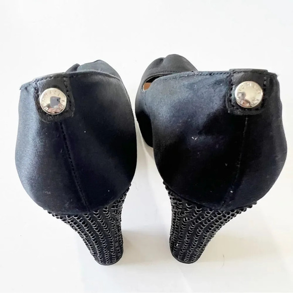 Michael Michael Kors Black Satin Peep Toe Platform Heels Size 8 Pleasers Studded - Picture 9 of 13